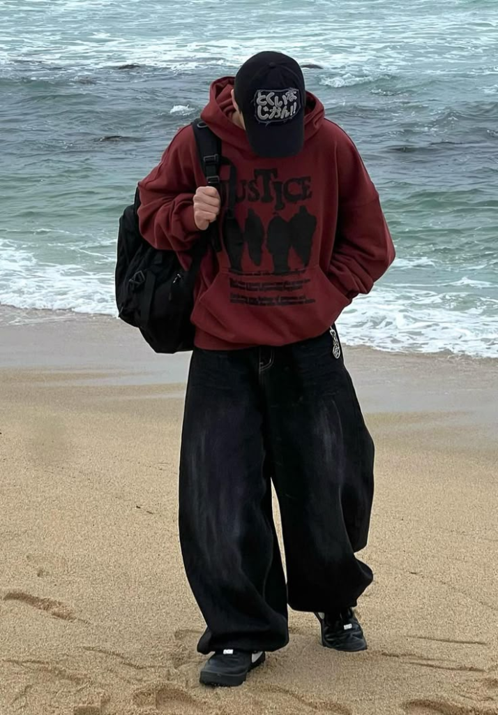 21 Relaxed Fit Outfit Ideas for Men 20 image 1651