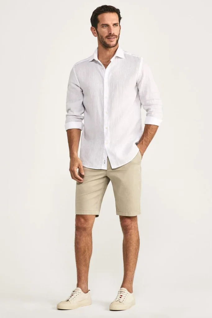 24 Neutral Outfit Ideas for Men 20 image 1875